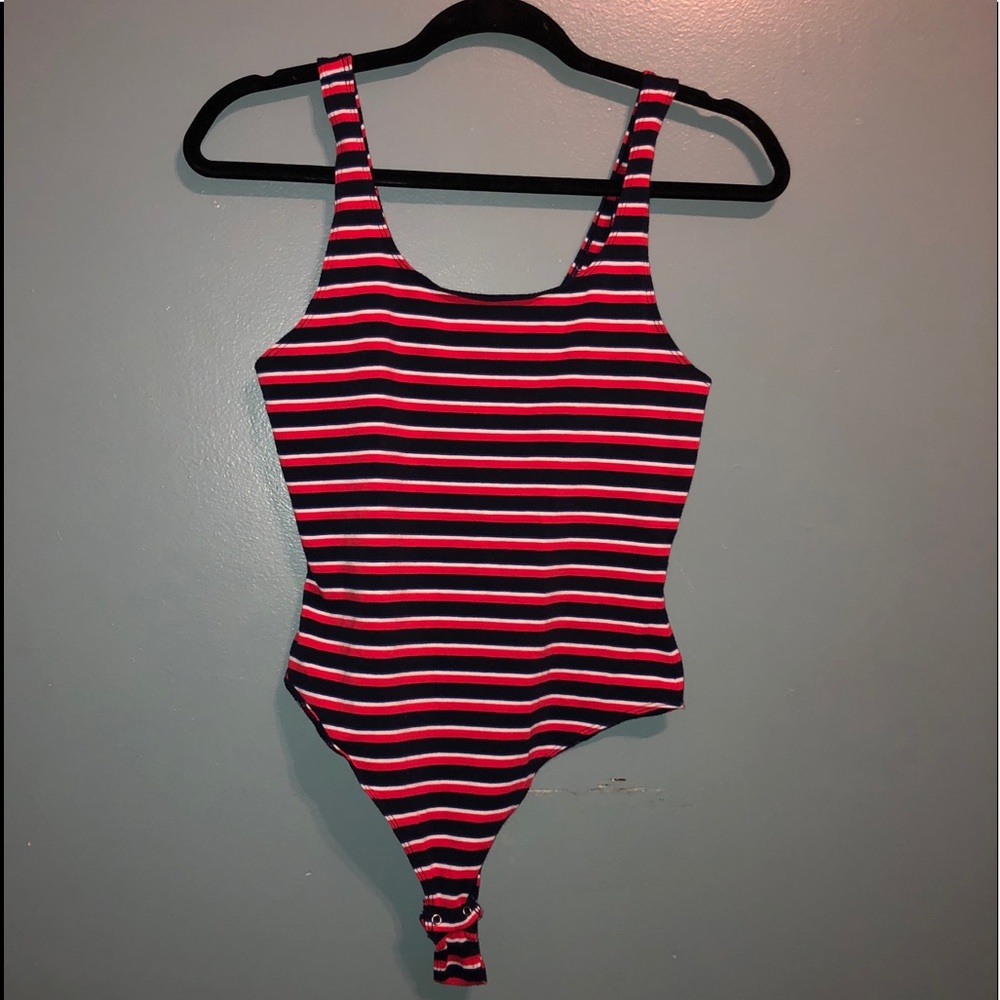☀️Red, white, and blue garage stripped bodysuit